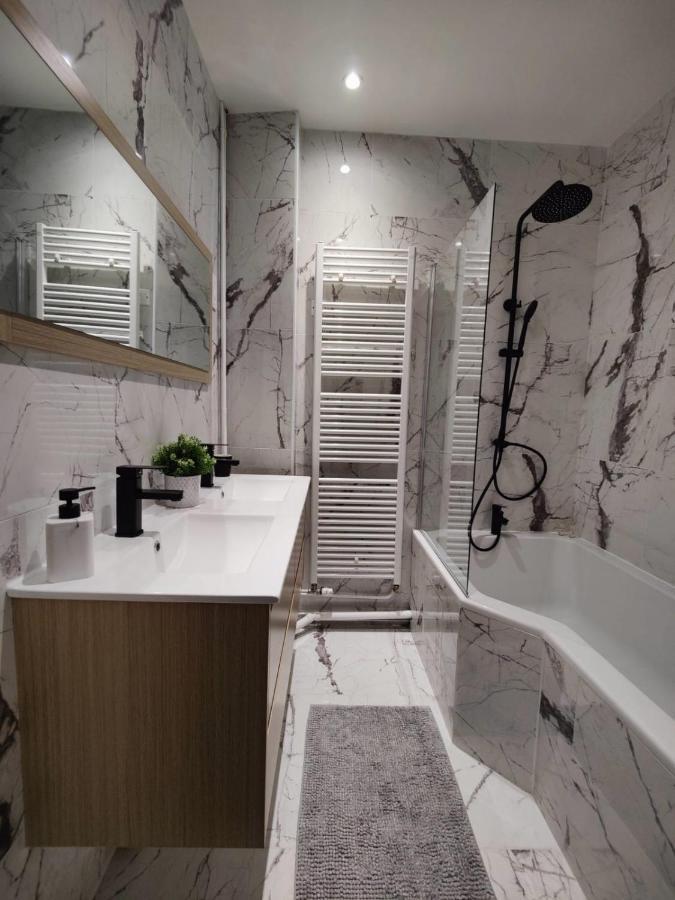 Ferienwohnung L'Etoile Du Langevin 450M Avenue Champagne Épernay Exterior foto